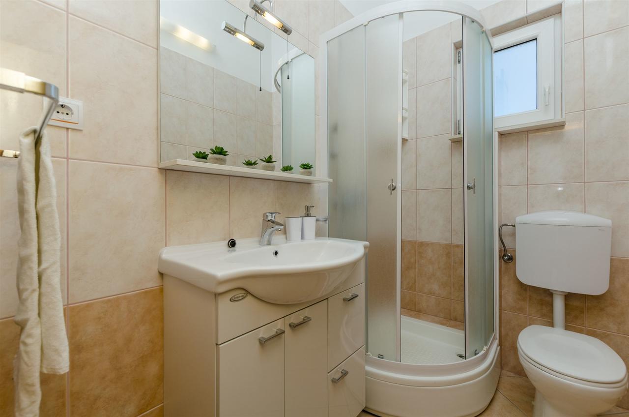 Apartments Srecko Дуче Экстерьер фото