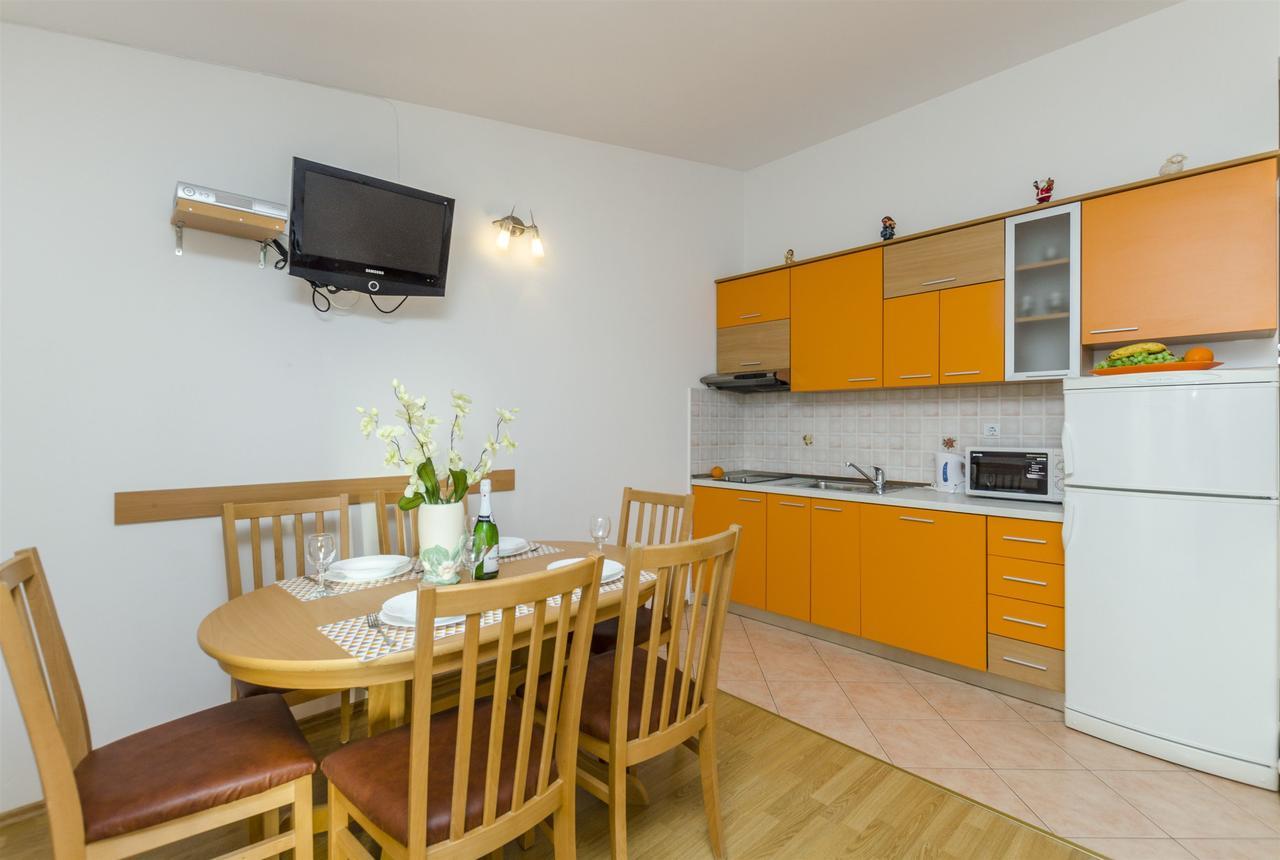 Apartments Srecko Дуче Экстерьер фото