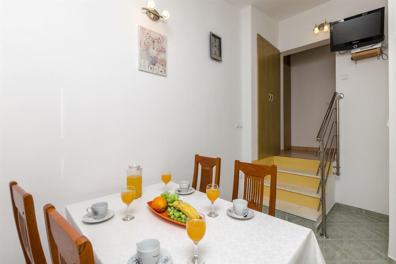 Apartments Srecko Дуче Экстерьер фото