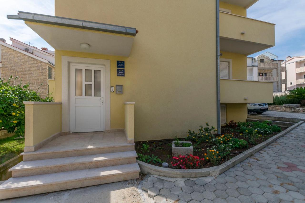 Apartments Srecko Дуче Экстерьер фото